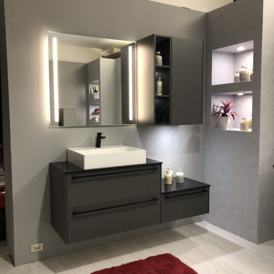 Showroom arredamento: arredo bagno